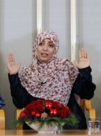 Leymah Gboweeová, Tawakkol Karmanová a Ellen Sirleafová v Oslu