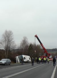 Nehoda autobusu u Kutrovic na Slánsku