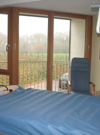 Hospic Omega 90. Výhled u pokoje