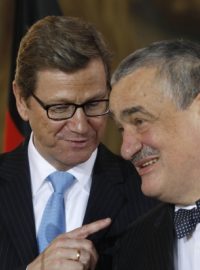 Německý ministr zahraničí Guido Westerwelle a jeho český protějšek Karel Schwarzenberg