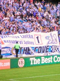 Fanoušci FC Sydney a jejich vzkaz pro českého trenéra. Vítězslav Lavička byl dojatý