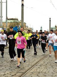 Pražský půlmaraton se prohnal ulicemi metropole 31. března 2012