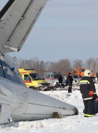 Havárie letadla ATR-72 u západosibiřského města Ťumeň v Rusku