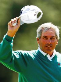 Dvaapadesátiletý Fred Couples vede po první polovině slavné Masters