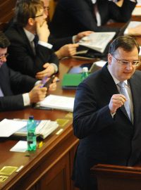 Poslanecká sněmovna 27.4.2012, žádost vlády o vyslovení důvěry