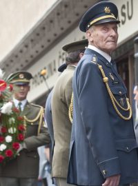 Pietní akt k uctění památky obětí padlých bojovníků pražského povstání v bojích o Český rozhlas