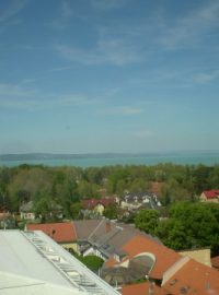 Pohled na tyrkysový Balaton