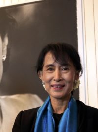 Su Ťij převzala v Oslu Nobelovu cenu míru