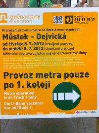 výluka metra A 1.jpg
