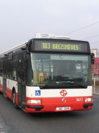 Autobus MHD v Praze