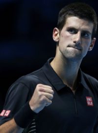 Novak Djoković porazil ve finále Turnaje mistrů v Londýně Rogera Federera