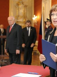 Prezident Václav Klaus jmenoval novou ministryni práce a sociálních věcí Ludmilu Müllerovou