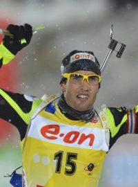 Martin Fourcade vyhrál úvodní závod SP v Östersundu