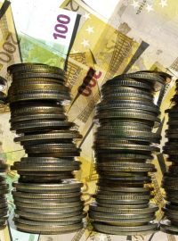 Finance, peníze