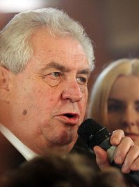 Miloš Zeman zvítězil ve druhém kole prezidentských voleb