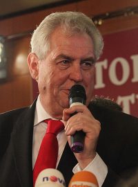 Miloš Zeman zvítězil ve druhém kole prezidentských voleb