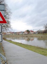 Nábřeží Moravy v Uherském Hradišti