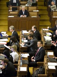 Schůze Poslanecké sněmovny 12. února