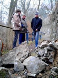 Místní nad stavem hradeb neskrývají rozhořčení