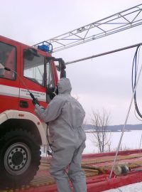 Dekontaminační zóna na Kožichovickém letišti