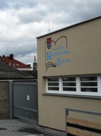 Knihovna ve Zdicích na Berounsku vyšla na 18 milionů korun, polovinu z toho zaplatila Evropská unie