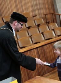 Filozofická fakulta Univerzity Karlovy otevřela dětskou univerzitu