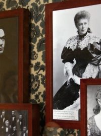 Alfréd Nobel a mírová aktivistka Bertha von Suttner