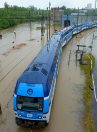 Zaplavené vlakové depo Vršovice