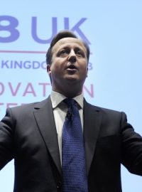 Britský premiér David Cameron na summitu G8 v Londýně