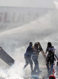 Turci protestují proti rozsudkům v kauze Ergenekon