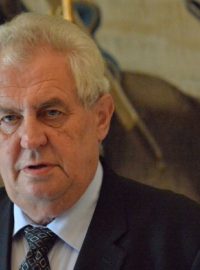 Miloš Zeman na tiskové konferenci po jednání se zástupci parlamentních politických stran