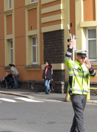 Řidiči museli sledovat pokyny policistů