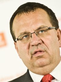 Jan Mládek na briefingu ČSSD