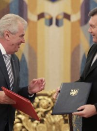 Prezident Miloš Zeman se svým ukrajinským protějškem Viktorem Janukovyčem