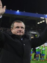 Trenér Pavel Vrba se loučí s plzeňskými fanoušky. Poslední ligové utkání pod vedením příštího reprezentačního kouče Viktoria zvládla, Příbram porazila 2:0