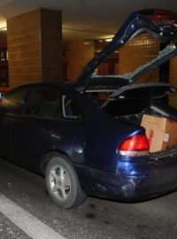 Policie pronásledovala ujíždějící auto z Prahy až do Plzně, kde řidiče policisté zadrželi