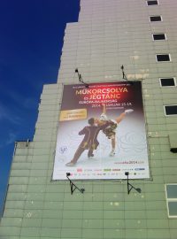 Maďarští organizátoři se i takto snaží nalákat fanoušky do haly SYMA