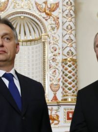 Maďarský premiér Viktor Orbán (vlevo) a ruský prezident Vladimír Putin se dohodli na dostavbě jediné maďarské jaderné elektrárny