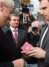 České Budějovice. Prezident Miloš Zeman a jihočeský hejtman Jiří Zimola při zahájení prezidentské návštěvy Jihočeského kraje
