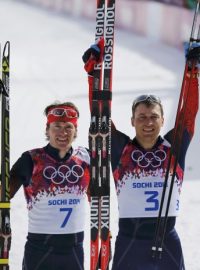 Lyžařský maraton v Soči ovládli ruští běžci. Zleva Vylegžanin, Legkov, Černousov. První dva ale už byli vyloučeni.