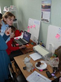 Převoz zraněných Ukrajinců z Kyjeva do České republiky