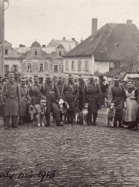 Dobová fotografie z odvodu psů, publikováno s laskavým svolením Státního okresního archivu v Havlíčkově Brodě