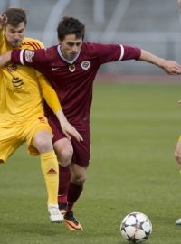 Dukla Praha porazila v úvodním utkání čtvrtfinále Poháru České pošty Spartu 2:1