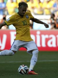 Největší brazilská hvězda Neymar při penaltovém rozstřelu nezklamal