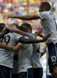 Fotbalisté Francie slaví postupovou branku do čtvrtfinále světového šampionátu