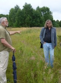 Zleva: Liberecký radní pro životní prostředí Karel Bláha, ředitel oddělení enviromentálních rizik MŽP