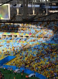 Maracaná je dnes daleko modernější stadion, než býval dřív. Skalní přiznivci fotbalu ale přiznávají, že se z ní vytratilo kouzlo, co pro ně dřív měla