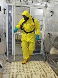 V Těchoníně ošetřují pacienty s vysoce nakažlivými nemocemi. Právě tady by se mohla léčit ebola