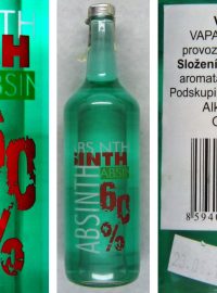 Láhev absintu firmy Vapa Drink s. r. o.