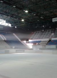 Mlha na olomouckém zimním stadionu komplikuje tréninky a také regulérnost zápasů